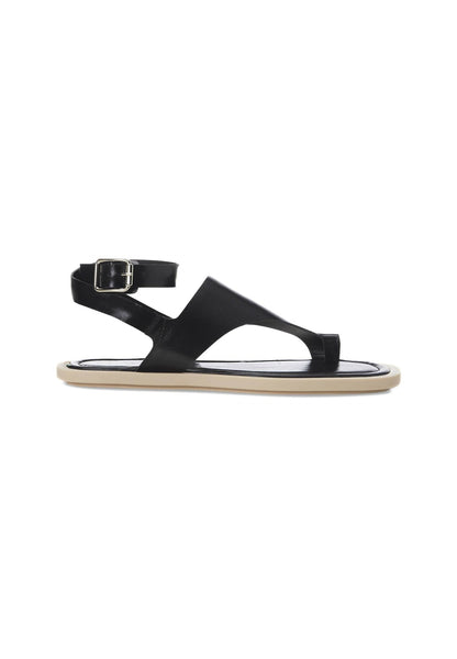 Paineira Black Leather Toe-Ring Flat Sandals