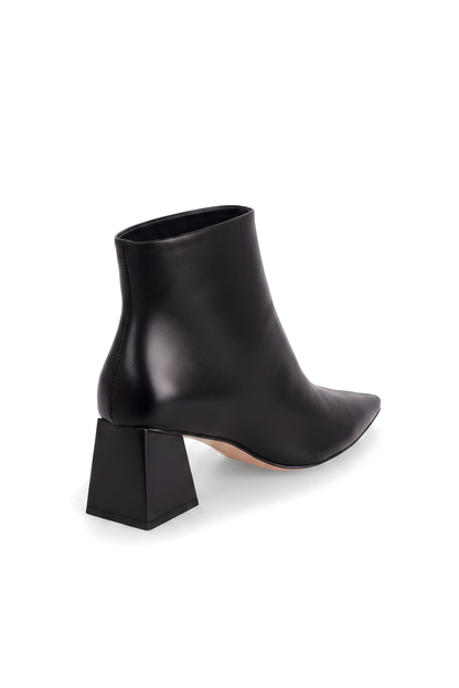 Mabea Black Leather Ankle Boots – Pointed Toe, 6.4cm Flared Heel